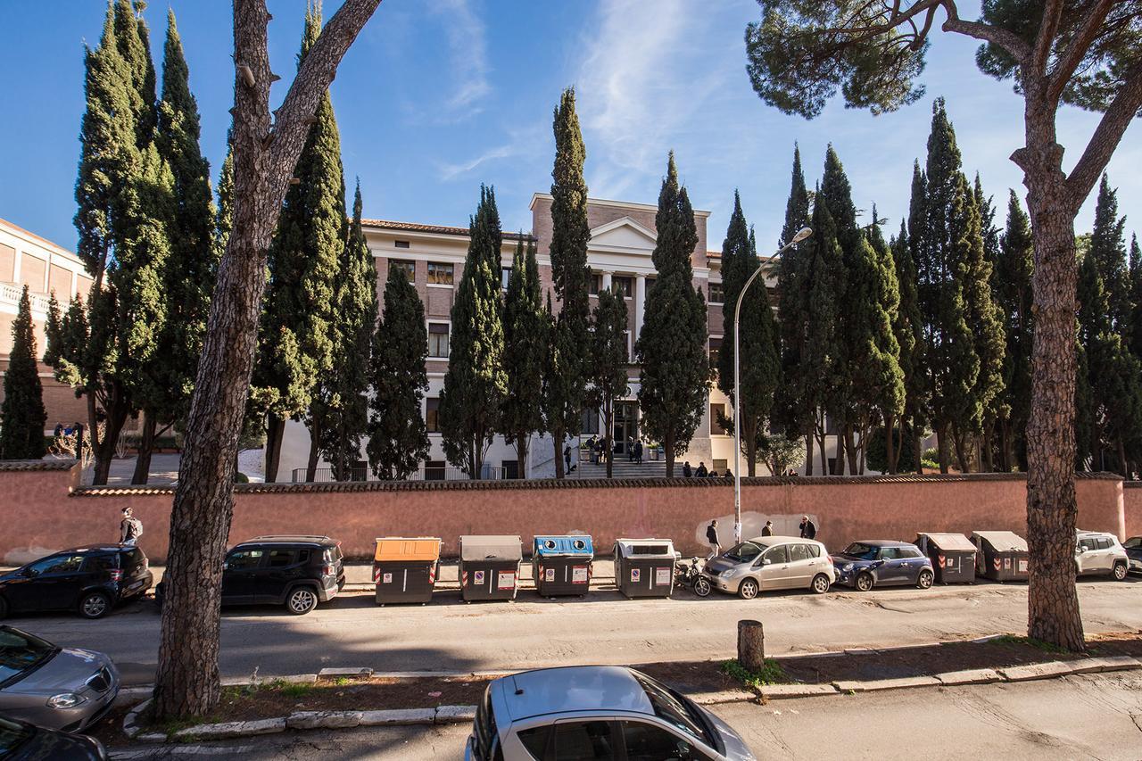 Apartment La Casa Di Nonna Pina Rome